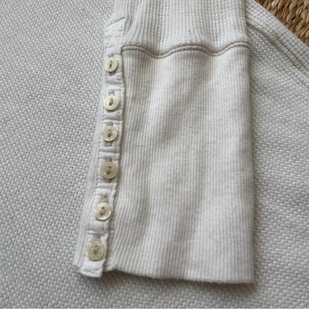 American Eagle Thermal Henley - Picture 3 of 5